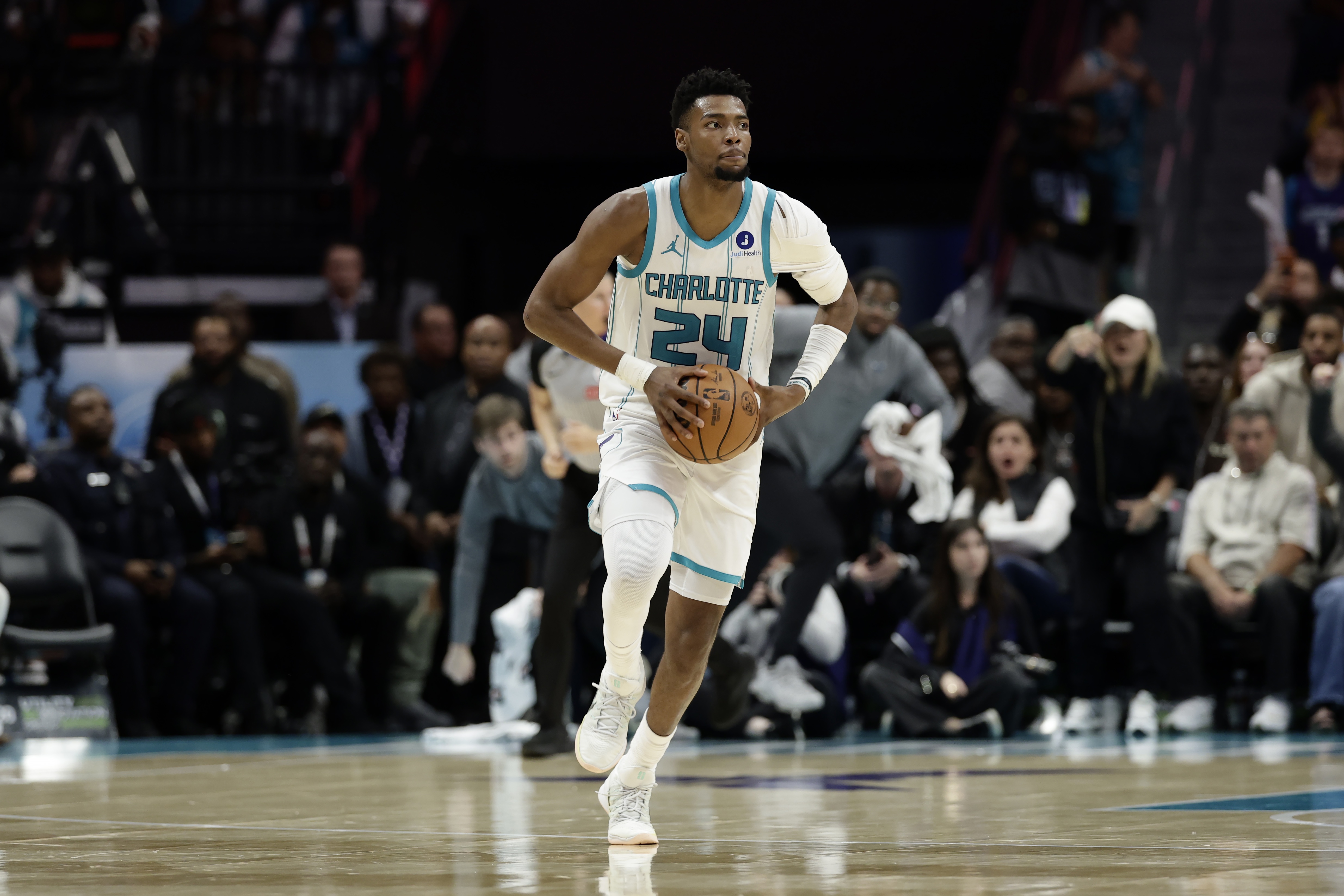 开云体育-米勒：我们的斗志一直都在 始终以最高水准去竞争为夏洛特多赢球